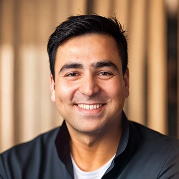 Moe Amanzadeh